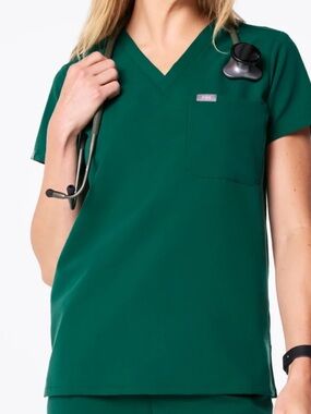 Figs V-Neck Scrub Forrest Green